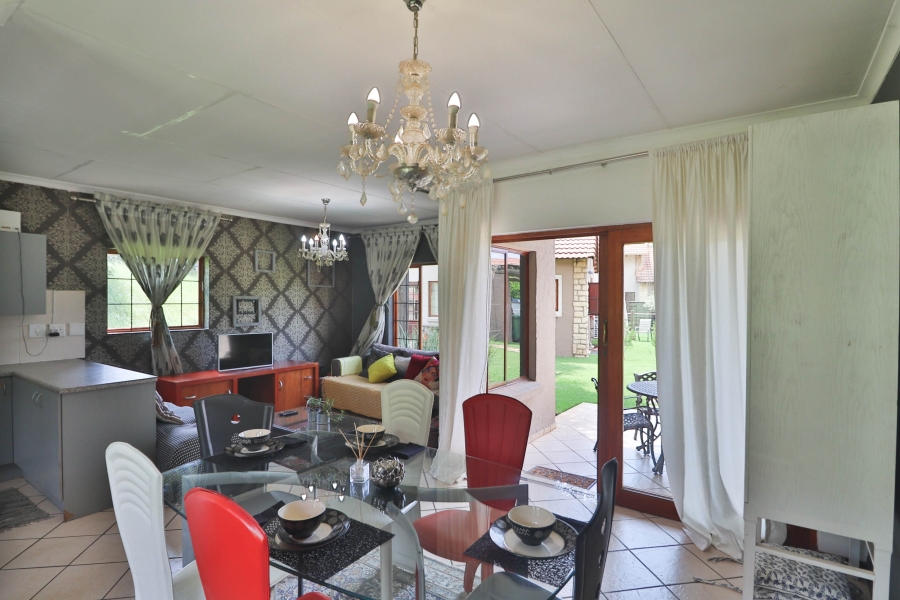 2 Bedroom Property for Sale in The Coves North West